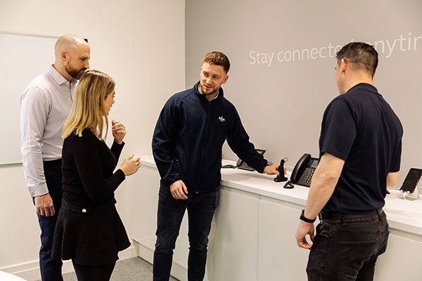 focus-group-staff-showing-technology